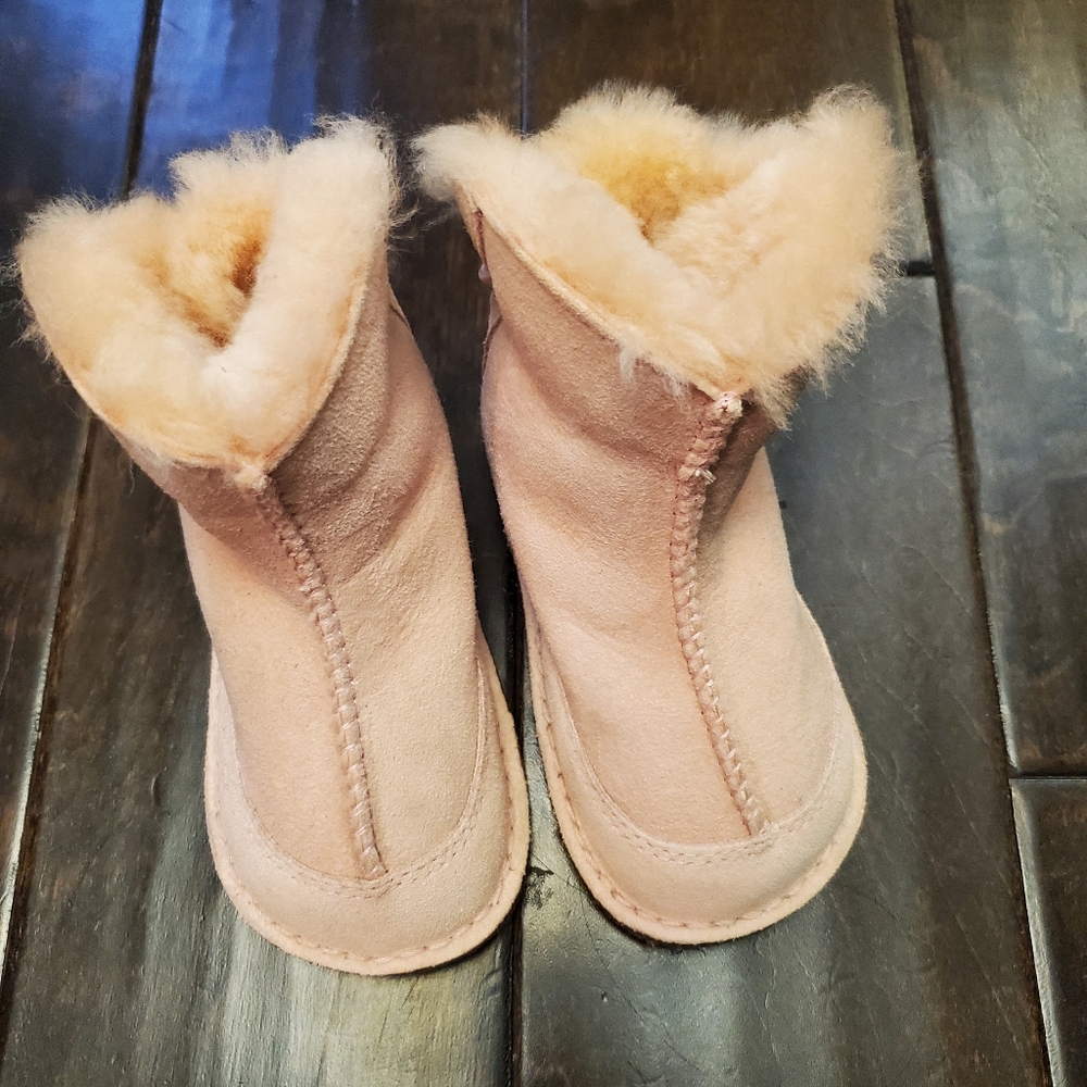 Ugg Boo Booties - Pink, Infant Medium